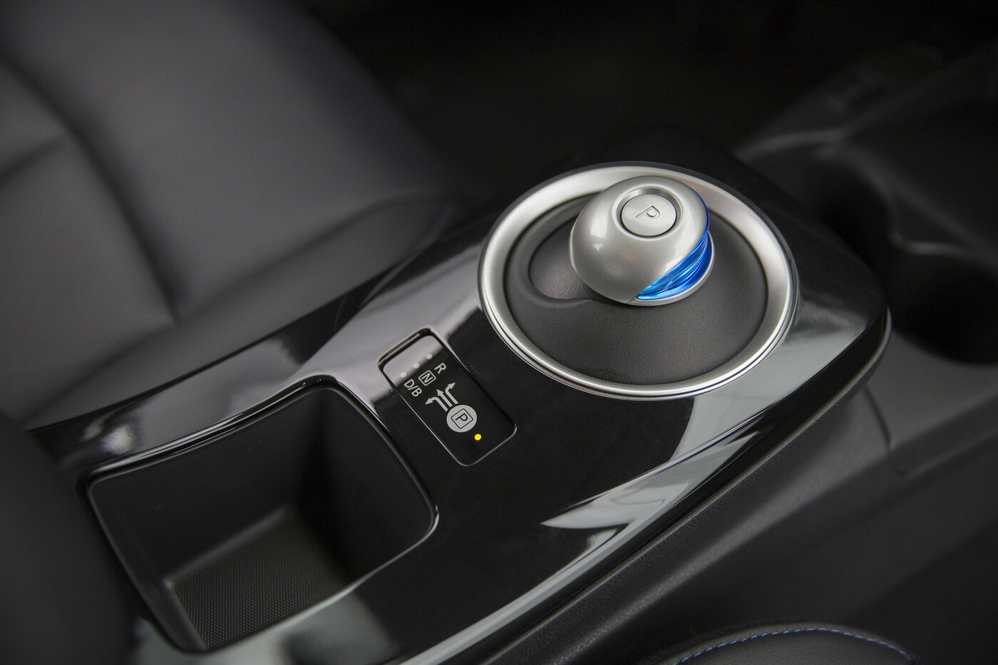 Nissan LEAF shifter